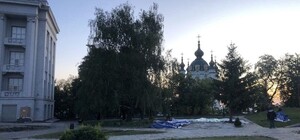 У Києві демонтували храм-МАФ УПЦ поблизу Десятинної церкви