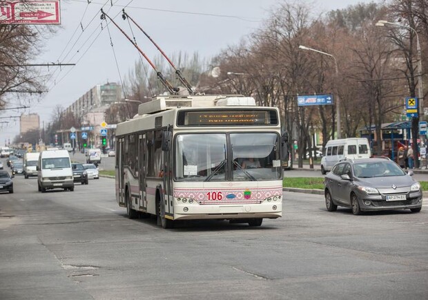 Чтобы бабушка сидела дома: из-за коронавируса отменят льготный проезд фото