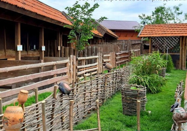 Троица в усадьбе Аквазоо - фото Майстерня Подорожей‎