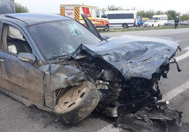 Под Запорожьем серьезное ДТП / фото: ГСЧС в Запорожской области