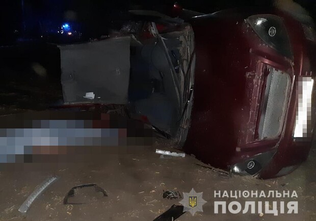 В Пологах в ДТП погибли трое людей. Фото: ГУНП