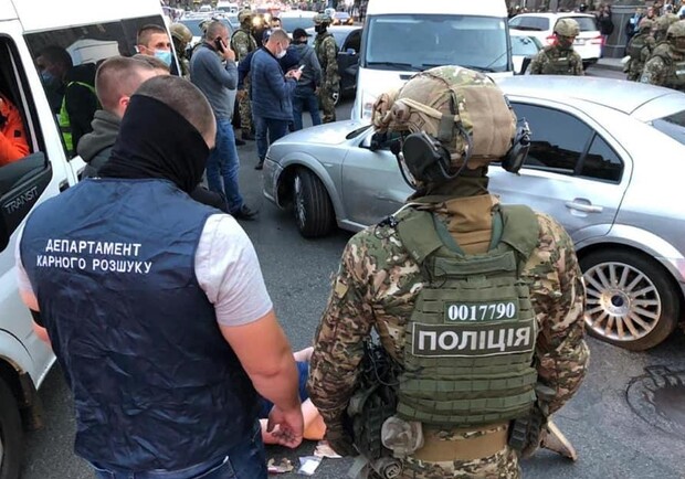Спецоперация на Крещатике. Фото: Нацполиция Киева