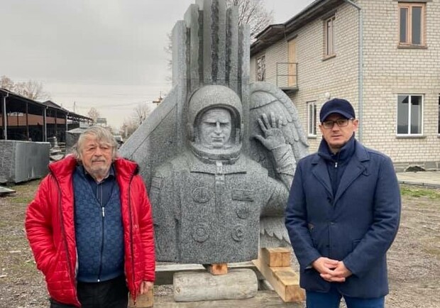 На Байковом установят памятник Леониду Кадженюку. Фото: Сегодня