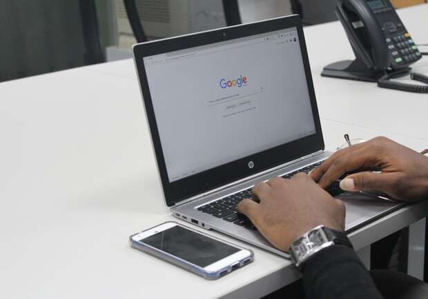 В Украине приняли закон "налог на Google". Фото: Unsplash