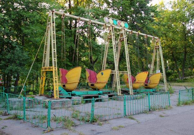 Упал с качели: под Мелитополем ребенок погиб на детской площадке. Фото: Getty Images