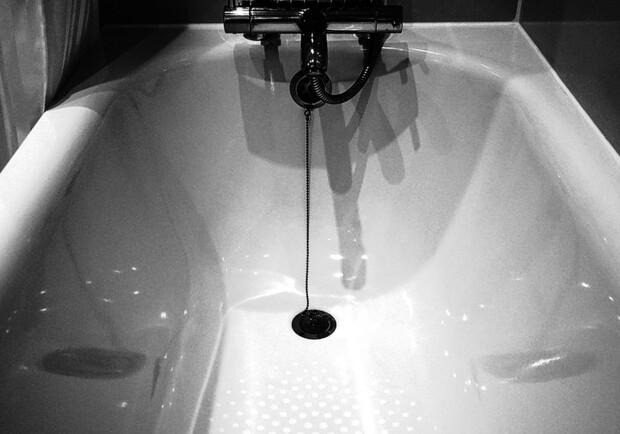 Человек в ванной рисунок - 56 фото