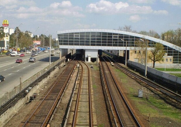 Несчастный случай парализовал движение метро. Фото: past.kiec.ua