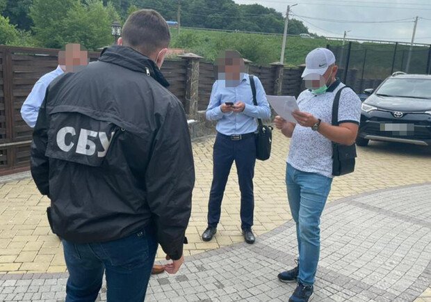 Керівника відділу «Львівської залізниці» впіймали на хабарі: фото - Львів Vgorode.ua