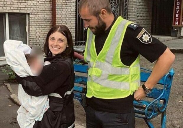 В Киеве нетрезвый мужчина потерял на улице двухмесячного ребенка. Фото: Полиция Киева