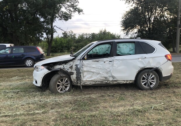 В Бердянске пьяный водитель устроил серьезное ДТП - фото: pro.berdiansk.biz