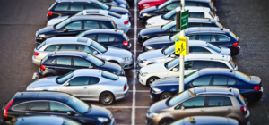 Ищи другое место: в аэропорту 