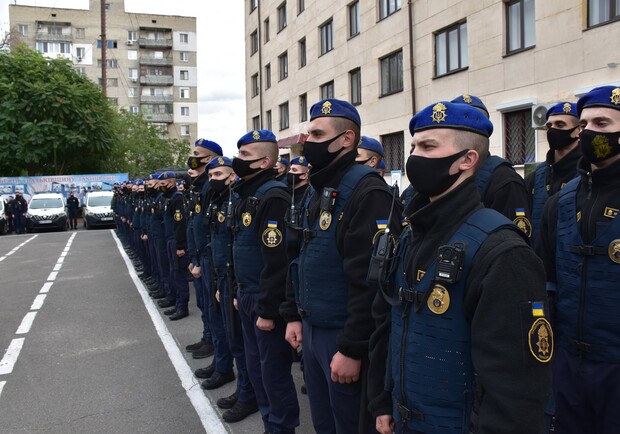 Только приехал: солдат-срочник из Запорожья выпрыгнул с 4-го этажа казармы - фото: fb 11 бригада імені Михайла Грушевського Національної гвардії України