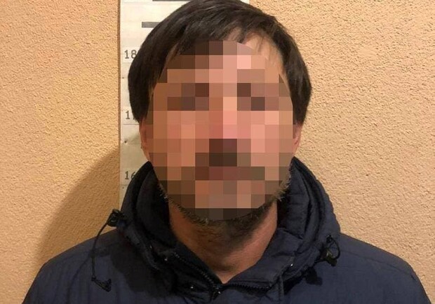 Сын поругался с отцом и сдал его с поличным. Фото: Національна поліція