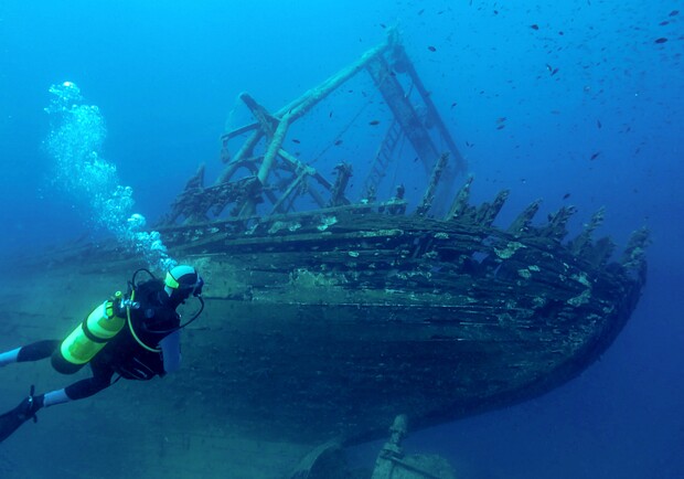 «Не поверил бы»: в Черном море нашли древнейший корабль