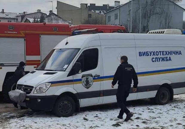 Анонім погрожує підірвати коледж Львівської політехніки || Фото: facebook.com/MVS.LVIV