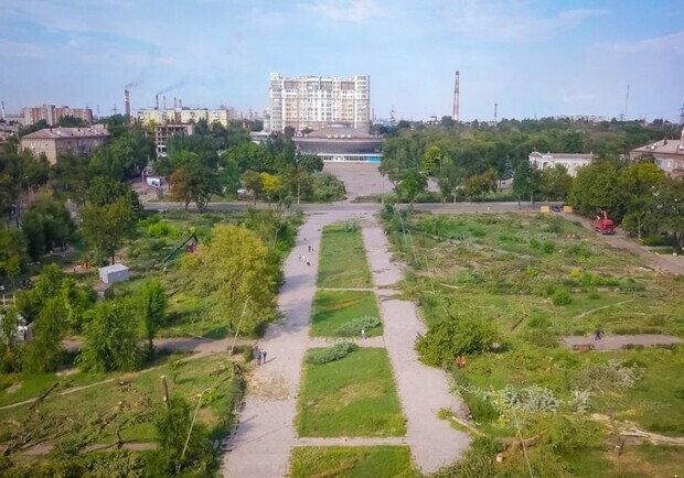 В Запорожье рассмотрят петицию о создании парка Громады на месте сквера Яланского. || Фото: facebook.com/OleynikVideographer