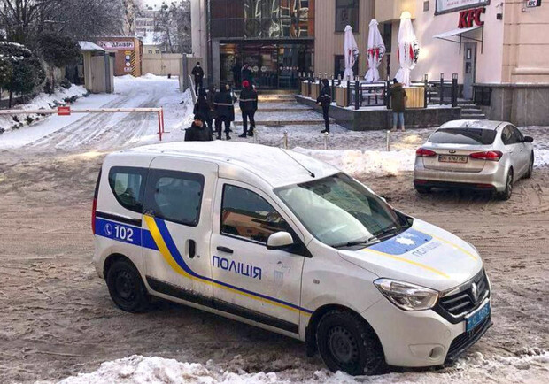 "Минирование" больниц, ТРЦ и детских садов в Полтаве || фото: Instagram.com/v_poltave