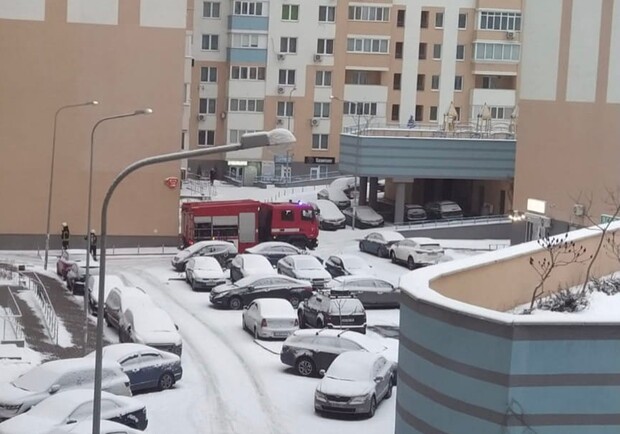 В Киеве автохамов обвинили в помехе работе пожарных. || Фото: facebook.com/groups/danchenko