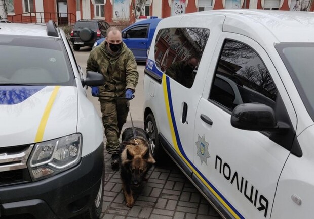 В Запорожье завершили проверку всех "заминированных" учебных заведений. || Фото: zp.npu.gov.ua