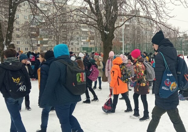 В Запорожье вновь "заминированы" школы, детсады и ТЦ. || Фото: from-ua.com
