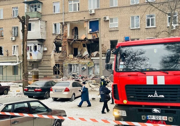 Кто оплатит ремонт дома, который взорвался около ТРЦ "Аврора".  || Фото: zoda.gov.ua