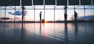 Еще две авиакомпании отменили рейсы из Киева