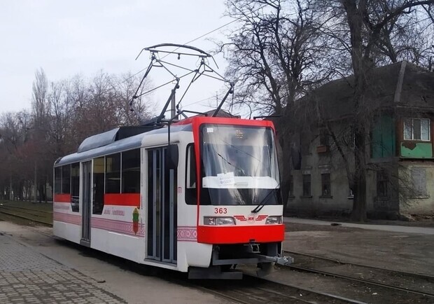 С 14 марта в Запорожье изменили график работы электротранспорта и время комендантского часа - || Фото: fb Никита Долинский