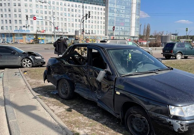 Помогите 21-летней девушке, которая потеряла ребенка в результате аварии. || Фото: Vgorode