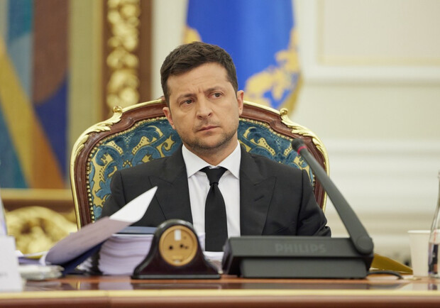 Зеленский отреагировал на петицию об отмене запрета на выезд из Украины мужчинам. || Фото: www.president.gov.ua