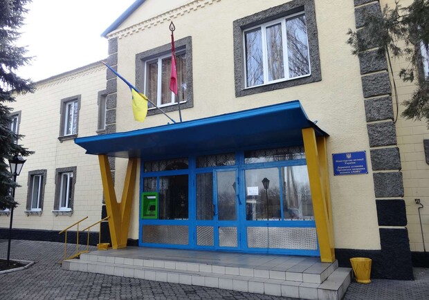 В Запорожской области из-за артобстрелов разрушена часть исправительной колонии. || Фото: zap.gp.gov.ua