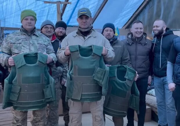 Нардеп Тищенко после скандала пообещал лично тестировать бронежилеты. || Фото: Николай Тищенко