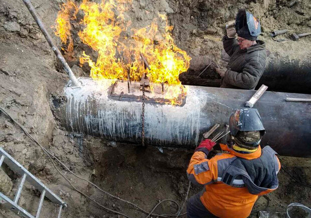 Под Запорожьем в результате вражеских обстрелов был поврежден газопровод. || Фото: depositphotos.com 