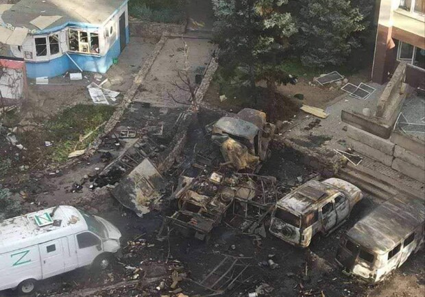 Взрывы в центре Энергодара: оккупанты потеряли три автомобиля || Фото: t.me/orlovdmytroEn