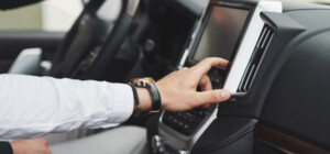 В Харькове ловит российское радио с фейками о продаже западного оружия