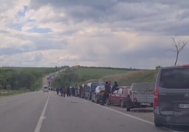 У Василівці в черзі на російському блокпосту немовля отримало тепловий удар. || Ілюстративне фото: t.me/zoda_gov_ua