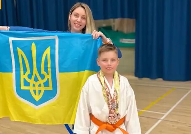 Тренувався онлайн через окупацію: 9-річний хлопчик з Бердянська став чемпіоном світу. || Фото: twitter.com/Sho_Tam_