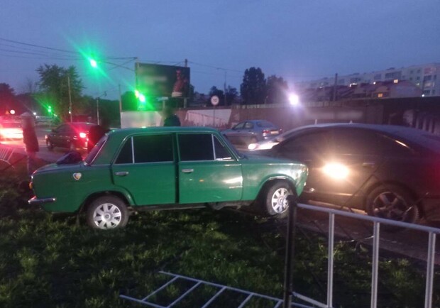 У Львові п'яний 36-річний водій вчинив ДТП || Фото: t.me/lvivpatrolpolice