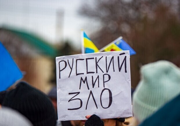 Окупанти придумали, коли на Запоріжжі введуть рублі і що буде з українською мовою - || Ілюстративне фото: radiosvoboda.org