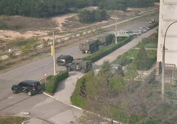 Российские оккупанты активно вывозят награбленное из Энергодара. || Фото: t.me/energodar_rus