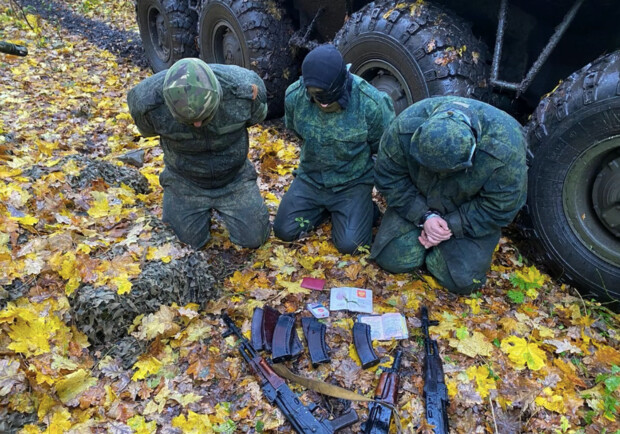 На Запорізькому напрямку затрофеїли російський БТР-82А разом із екіпажем: відео -|| фото: t.me/operativnoZSU