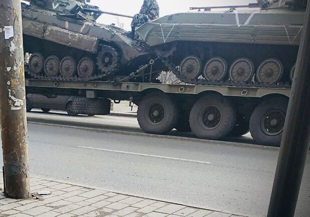 Оккупанты перебросили на Запорожское направление большую колонну танков и живой силы. || Фото: t.me/andriyshTime/4497