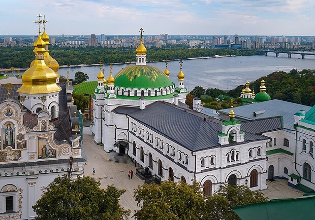 Трапезна церква Києво-Печерської лаври. || Фото: Вікіпедія