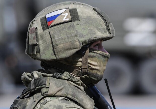 В Бердянске оккупантам разрешили ходить в гражданском - || фото условное: dw.com