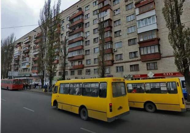 На Повітрофлотському проспекті не буде смуги громадського транспорту || фото: domik.ua