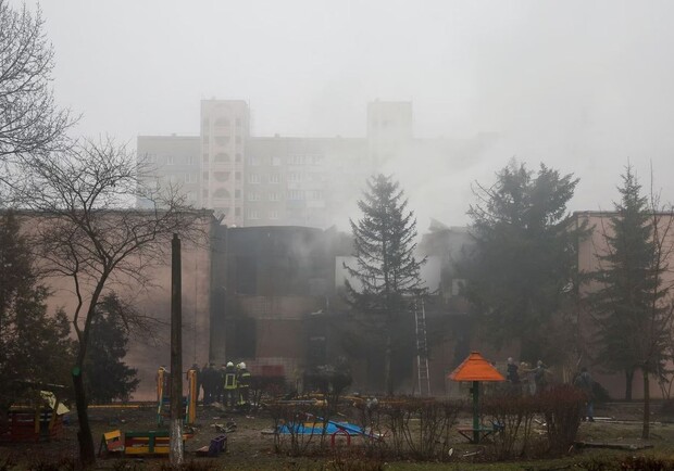 Авіатроща в Броварах: з'явилося відео перших хвилин після падіння гвинтокрила. || Фото: Reuters