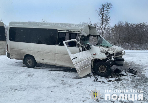 Серйозна ДТП на трасі у Запорізькій області: загинула пасажирка - || фото: zp.npu.gov.ua