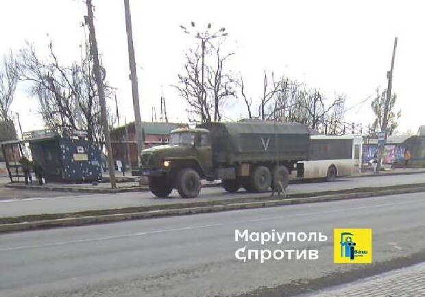 В сторону Бердянска снова идет колонна вражеской техники. || Фото: t.me/mrplsprotyv