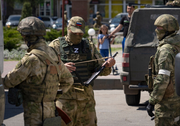 Окупанти привласнили майже 700 будинків на території Запорізької області. || Фото: gettyimages.com
