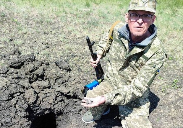 В Запорожском направлении военнослужащий с автомата сбил Shahed. || Фото: suspilne.media