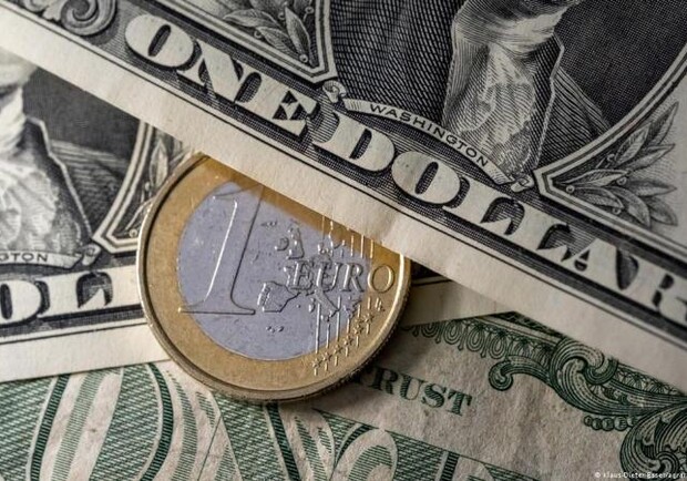Курс валют в Украине 13 мая 2023: сколько стоит доллар и евро. || Фото: Минфин